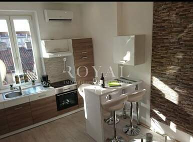 Dvosoban stan, Rijeka, Centar, najam, 600 €, 42 m2