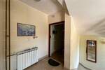 Prodajemo kuću sa pet apartmana na odličnoj lokaciji!

Kuća se proteže ...