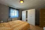 Prodajemo kuću sa pet apartmana na odličnoj lokaciji!

Kuća se proteže ...