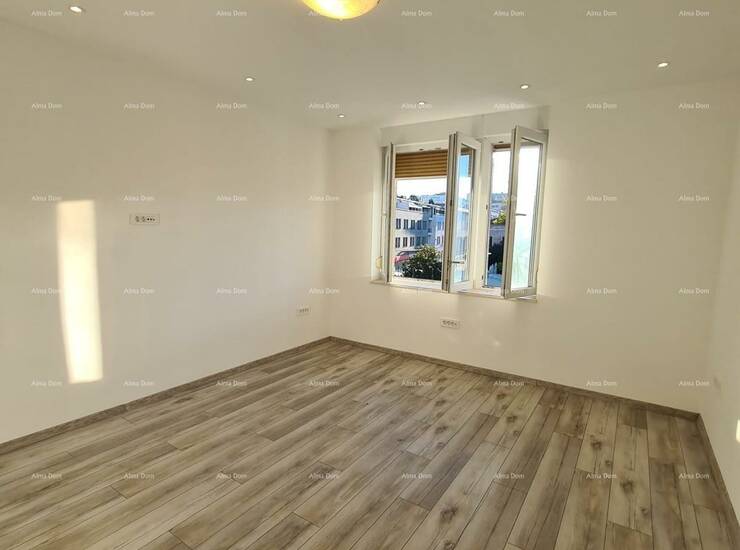 Na prodaju je dvosobni nenamješteni stan površine 72,83 m², smješten na... — fotografija 2