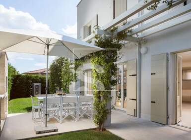 Kuca, Poreč, prodaja, 750000 €, 170 m2