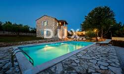 Kuca, Sveti Lovreč, prodaja, 590000 €, 120 m2