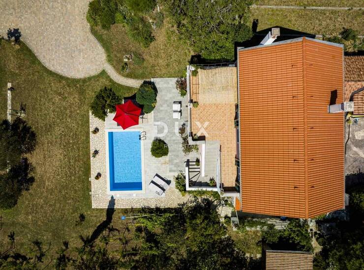 BAKAR, KRASICA - Kuća s bazenom i velikom okućnicom na Krasici — fotografija 4