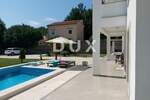 OPATIJA, MATULJI - Kuća (zgrada) 440m2 s pogledom na more i s bazenom + uređe — fotografija 6