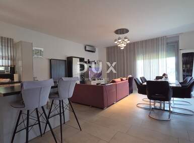 Kuca, Kostrena, prodaja, 1550000 €, 297 m2