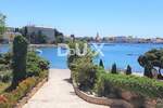 ZADAR, BRODARICA - Vila sa 6 stanova i poslovnim prostorom