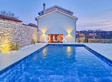 Kuca, Svetvinčenat, prodaja, 420000 €, 140 m2