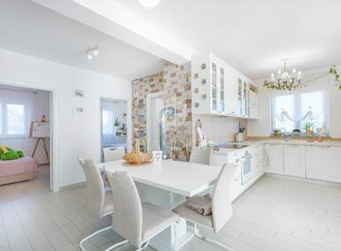 Cetvorosoban stan, Pula, Veli vrh, prodaja, 399000 €, 137 m2