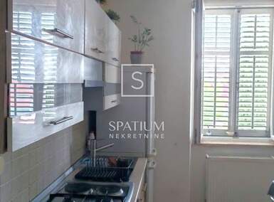 Trosoban stan, Rijeka, Centar, najam, 600 €, 50 m2