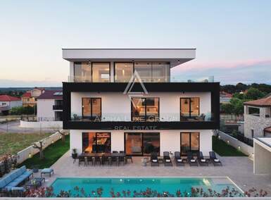 Kuca, Pula, Veli vrh, prodaja, 2000000 €, 400 m2