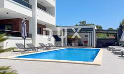 Kuca, Medulin, prodaja, 1299000 €, 300 m2