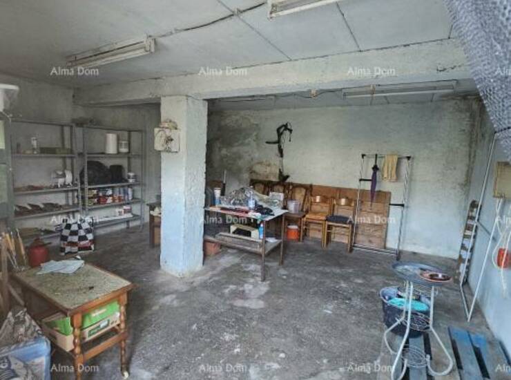 Na prodaju se nudi namještena kuća, smještena u mirnom naselju nedaleko ... — fotografija 7