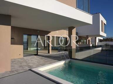 Kuca, Crikvenica, Jadranovo, prodaja, 1152000 €, 190 m2