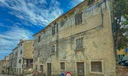 Kuca, Buje, Momjan, prodaja, 78000 €, 144 m2