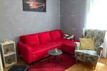 Premantura!
U ponudi je kuća u nizu sa dva odvojena apartmana.
Svaki apart...