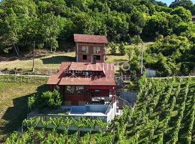 Kuca, Krapina, Trški Vrh, prodaja, 280000 €, 140 m2