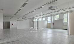 Poslovni prostor, Labin, najam, 2650 €, 500 m2