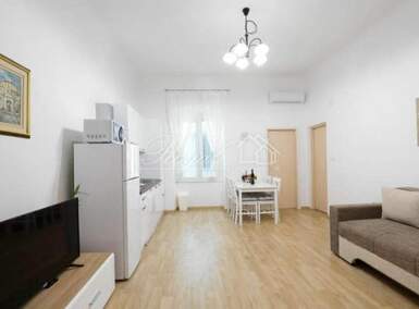 Dvosoban stan, Rijeka, Centar, najam, 650 €, 55 m2