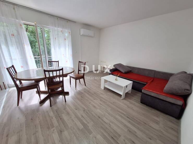 OPATIJA, MATULJI - namješten stan 64m2, DB+2S, prizemlje u blizini svih sadrž