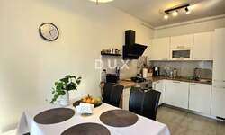 Trosoban stan, Pula, Šijana, prodaja, 216000 €, 66 m2
