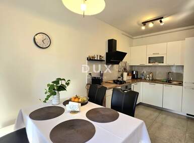Trosoban stan, Pula, Šijana, prodaja, 216000 €, 66 m2