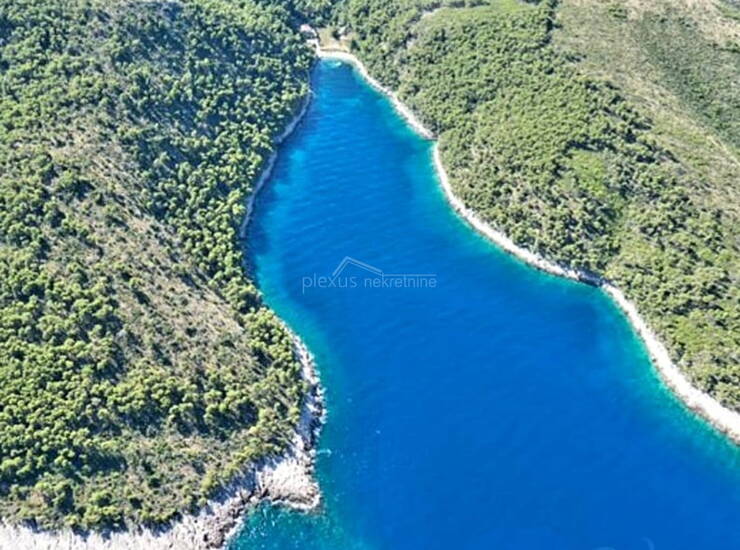 Poljoprivredno zemljište uz more: Hvar, Brusje, 11000 m2