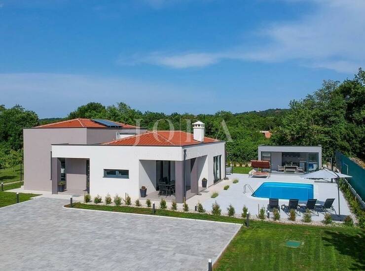 Labin, luksuzna Villa sa grijanim bazenom