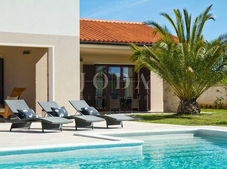 Svetvinčenat, okolica, prekrasna Villa sa bazenom — fotografija 6