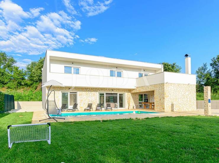 Svetvinčenat, okolica, moderna Villa sa bazenom — fotografija 3