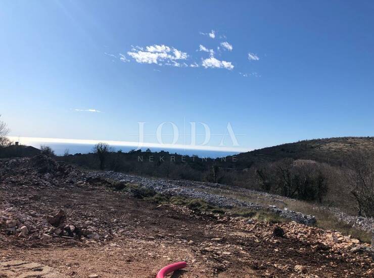 Labin, okolica, zemljište sa građevinskom dozvolom i pogledom na more — fotografija 2
