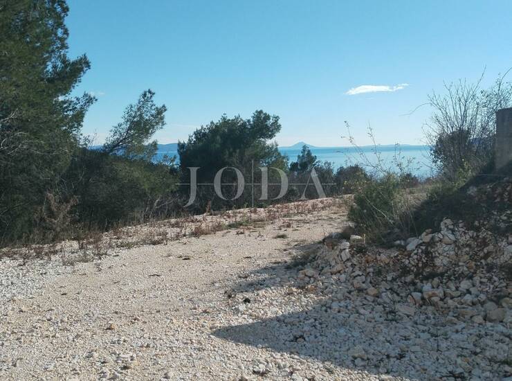 Rabac, građevinsko zemljište sa građevinskom dozvolom, projektom i pogledom  — fotografija 4