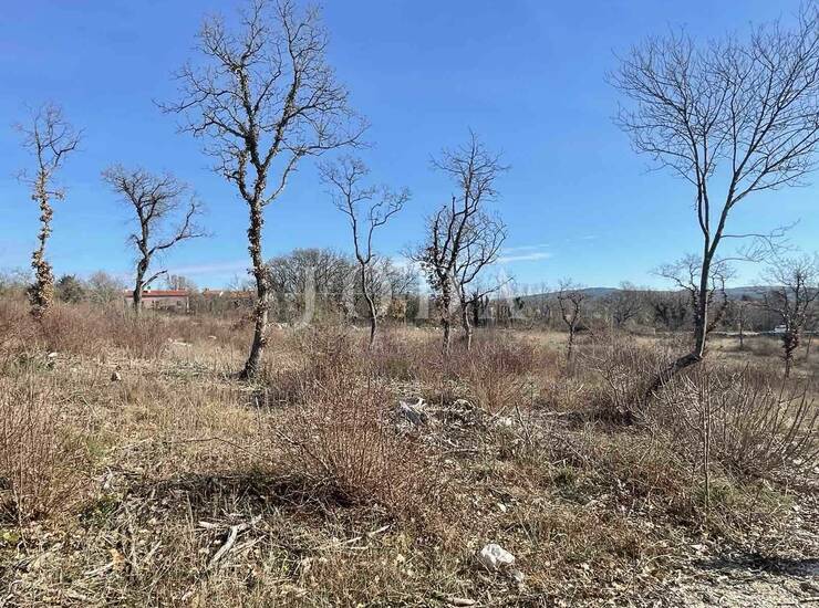 Labin, građevinsko zemljište u mirnom okruženju, u blizini grada — fotografija 4