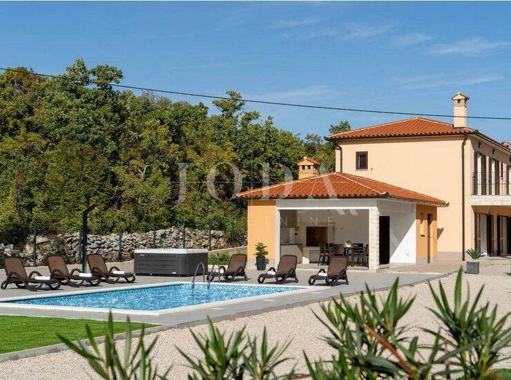 Labin, okolica, Villa za odmor sa bazenom i jaccuzijem na jedinstvenoj lokaciji — fotografija 2