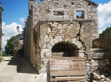 Kuca, Pićan, prodaja, 93000 €, 366 m2