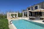 Kuca, Karojba, prodaja, 790000 €, 150 m2