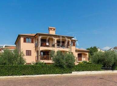 Trosoban stan, Novigrad, prodaja, 264500 €, 67 m2