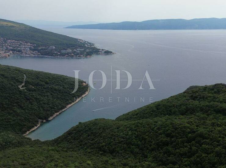 Prekrasno zemljište šuma 65.700m2,Labin okolica