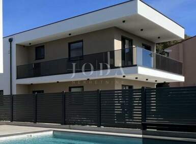 Kuca, Svetvinčenat, Smoljanci, prodaja, 680000 €, 200 m2