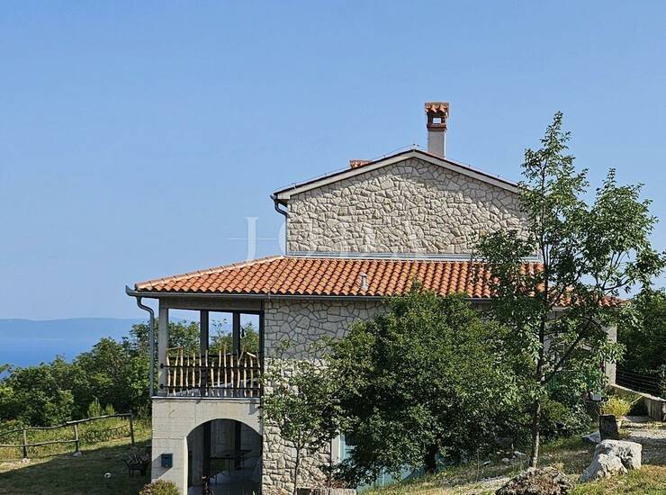 TOP LOKACIJA Kuća sa prekrasnim pogledom i prostranim zemljištem,Labin okolic — fotografija 2