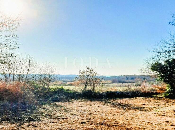 Građevinsko zemljište 3.600m2,POREČ okolica