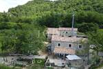 Cerovlje, okolica, istarska stancija sa dvije kuće i prostranom okućnicom — fotografija 3