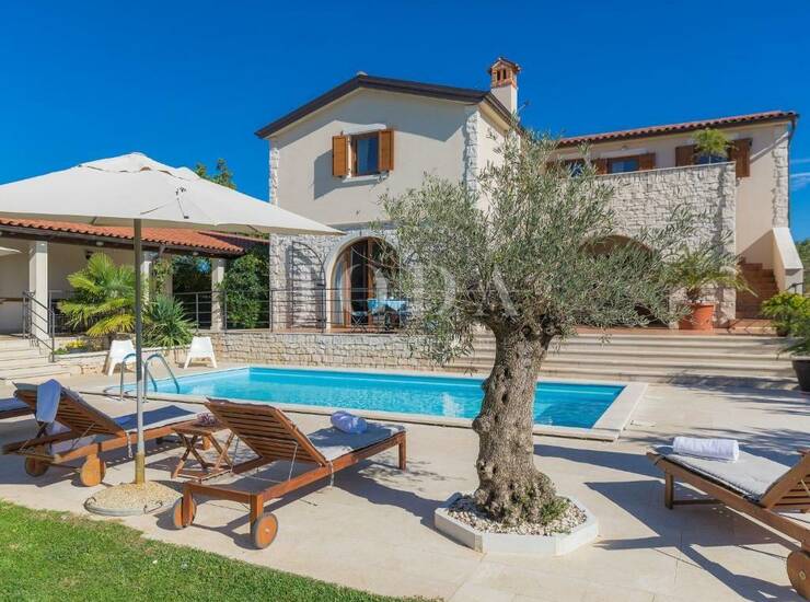 Svetvinčenat, okolica, prekrasna Villa sa bazenom