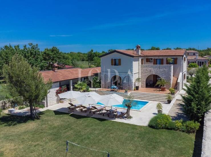 Svetvinčenat, okolica, prekrasna Villa sa bazenom — fotografija 5