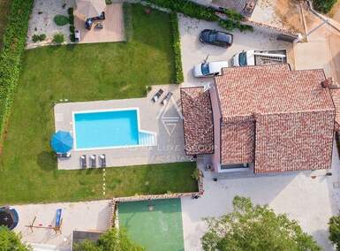 Apartman, Višnjan, prodaja, 370000 €, 110 m2