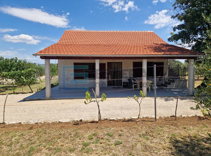 Kuća 61 m2 PRODAJA Tinj, Lišani Tinjski, 3s, 1346 m2 zemljište