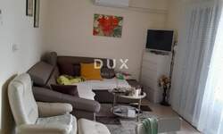 Trosoban stan, Novigrad, prodaja, 295000 €, 86 m2