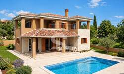 Kuca, Poreč, prodaja, 778000 €, 185 m2