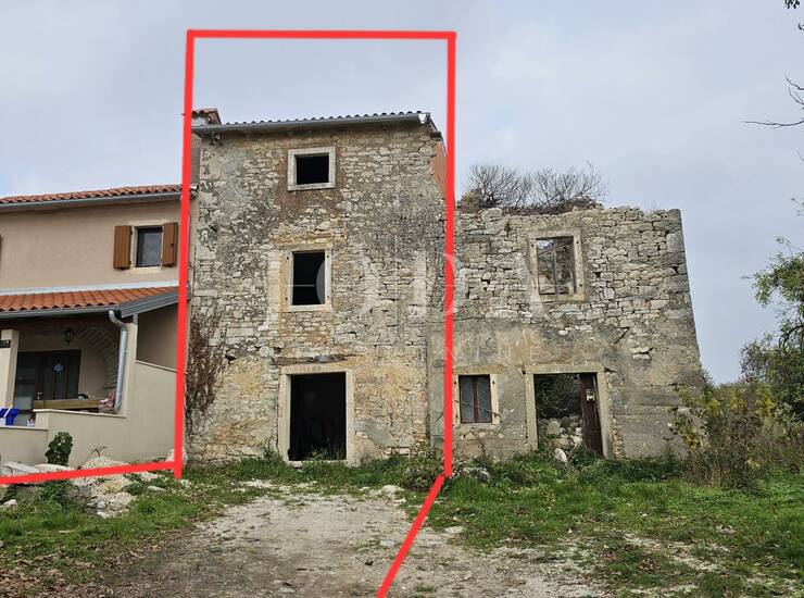 POPUST!PRILIKA!Kamena kuća u nizu sa panoramskim pogledom,BUJE okolica