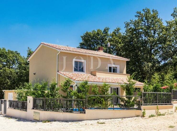 Svetvinčenat, okolica, moderna Villa sa bazenom — fotografija 4