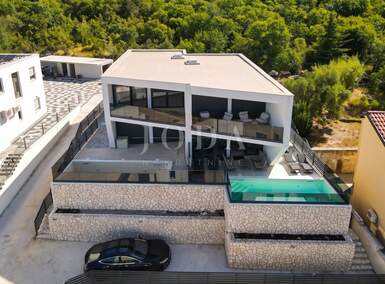 Kuca, Crikvenica, Jadranovo, prodaja, 440000 €, 135 m2